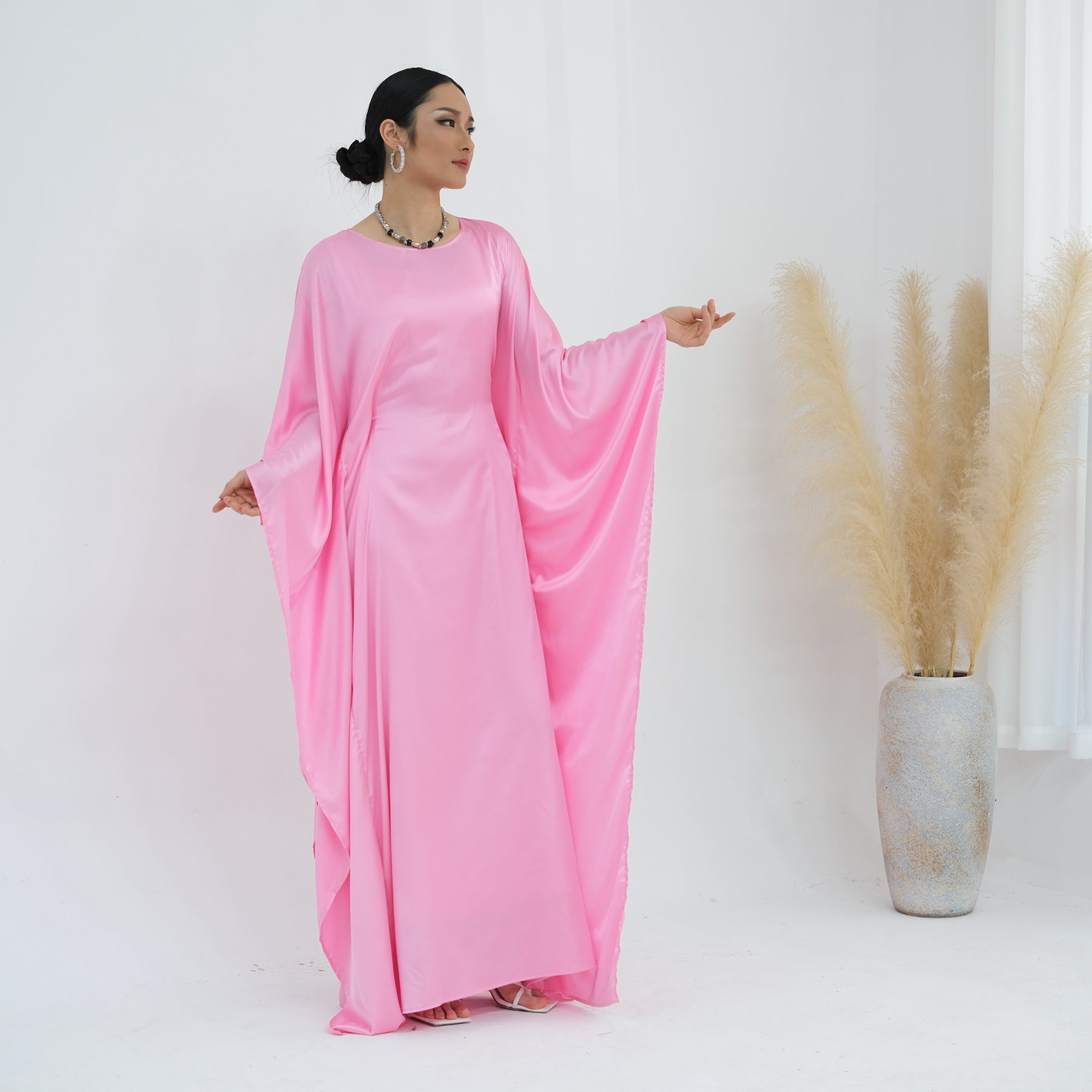 When To Wear A Maxi Satin Dress Complete Guide To Styling And when-to-wear-a-maxi-satin-dress-complete-guide-to-styling-and