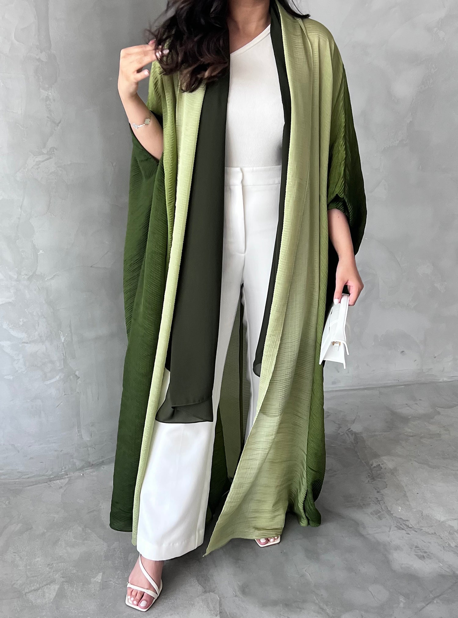 Latest Front Open Abaya Styles for Trendy Women