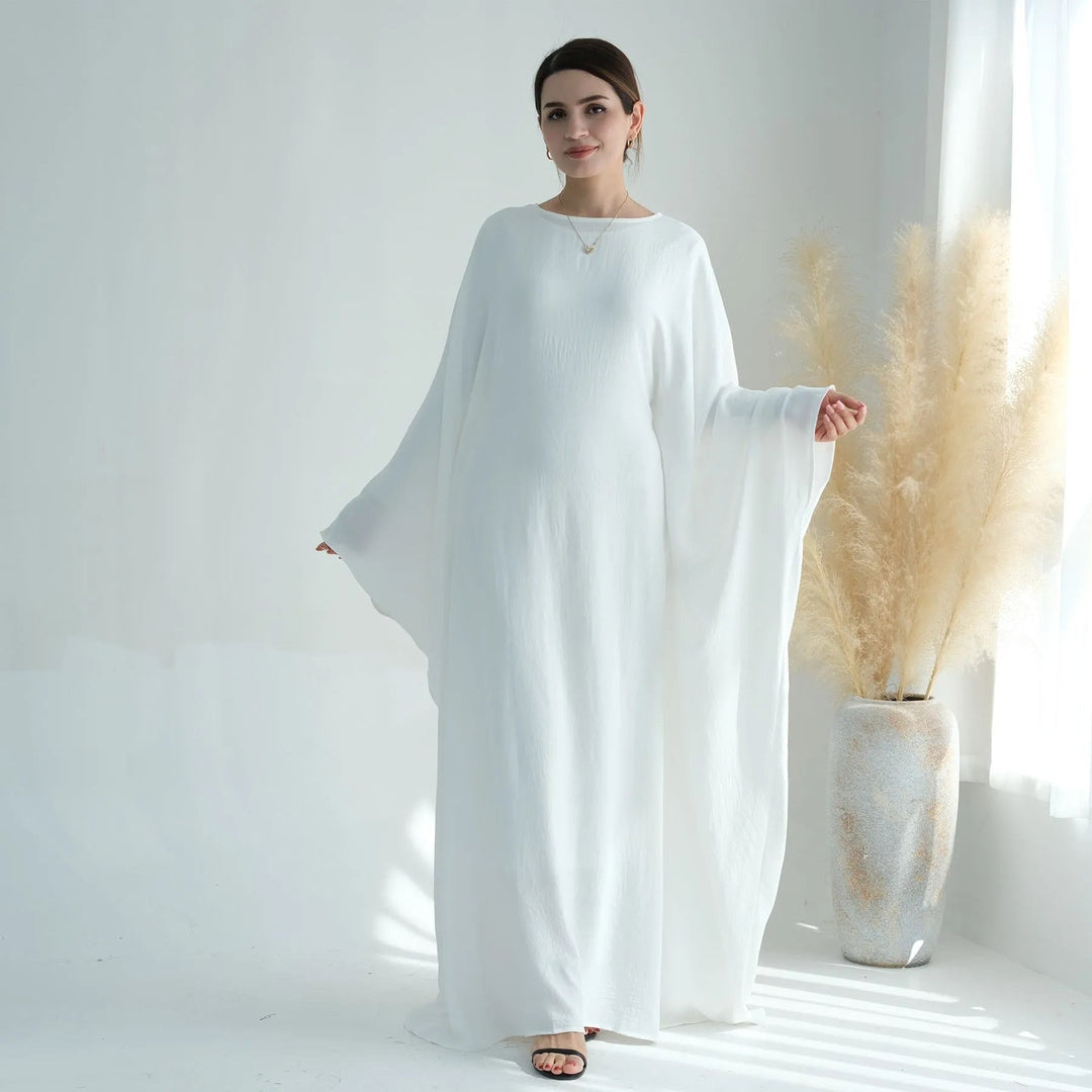 Exploring the Beauty of Abayas for Women Around the World