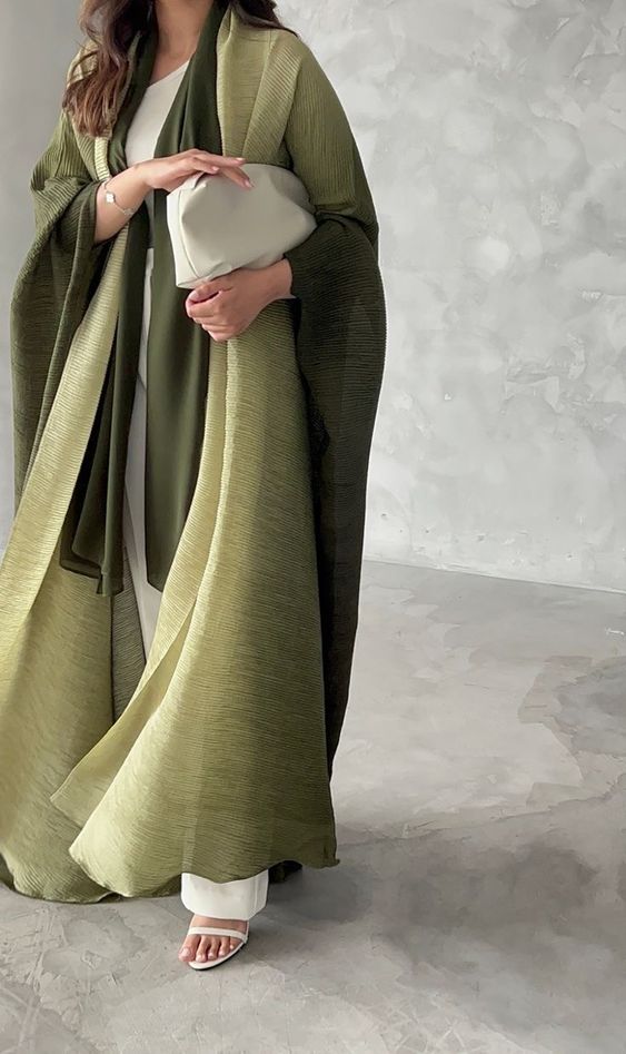 Sumayah Modern Abaya