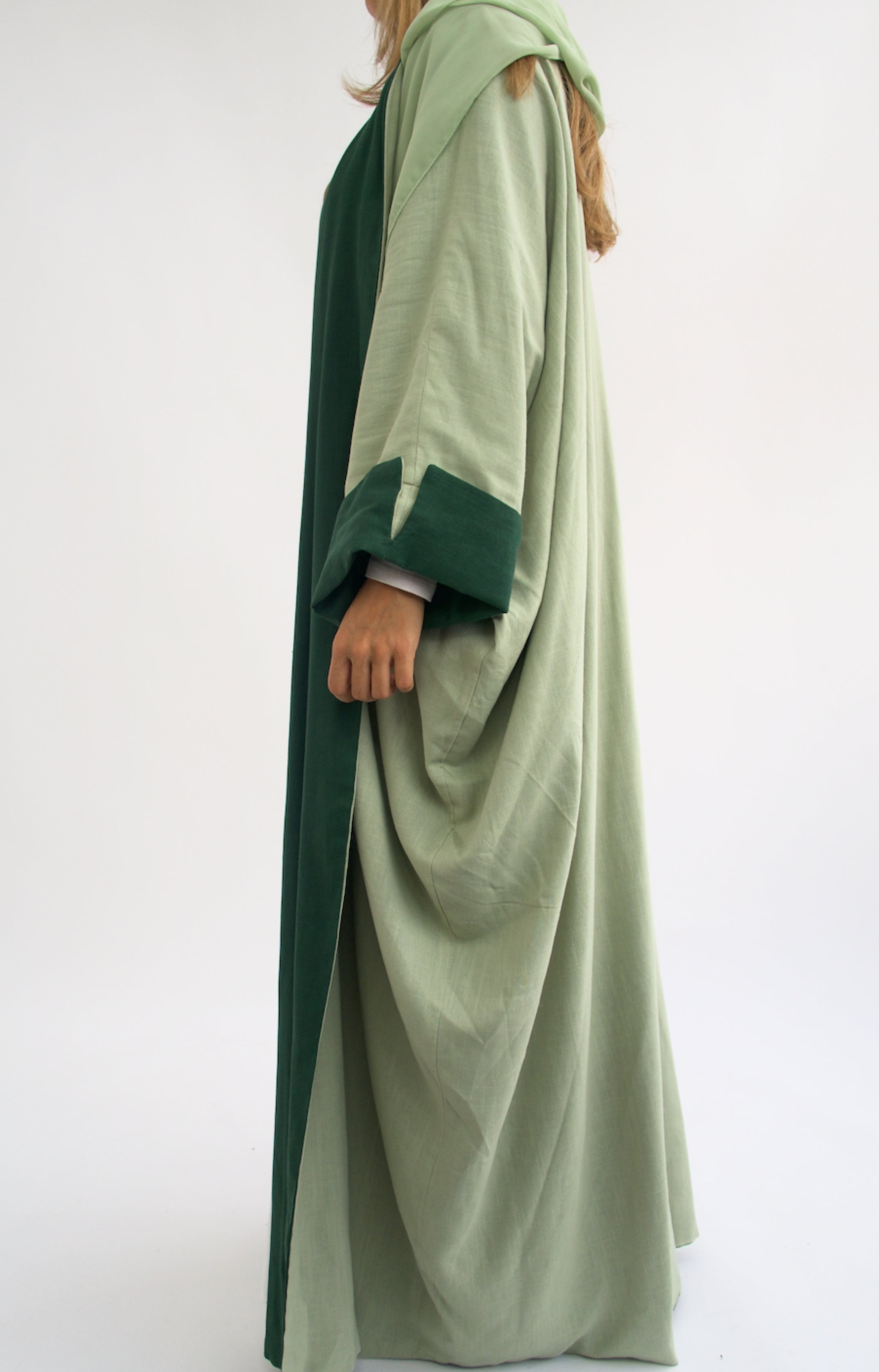 Inayah Reversible Abaya