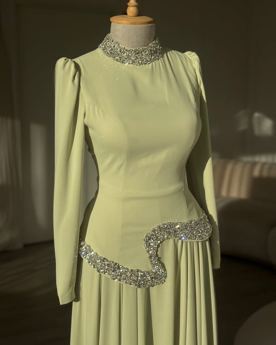 #color_light-yellow