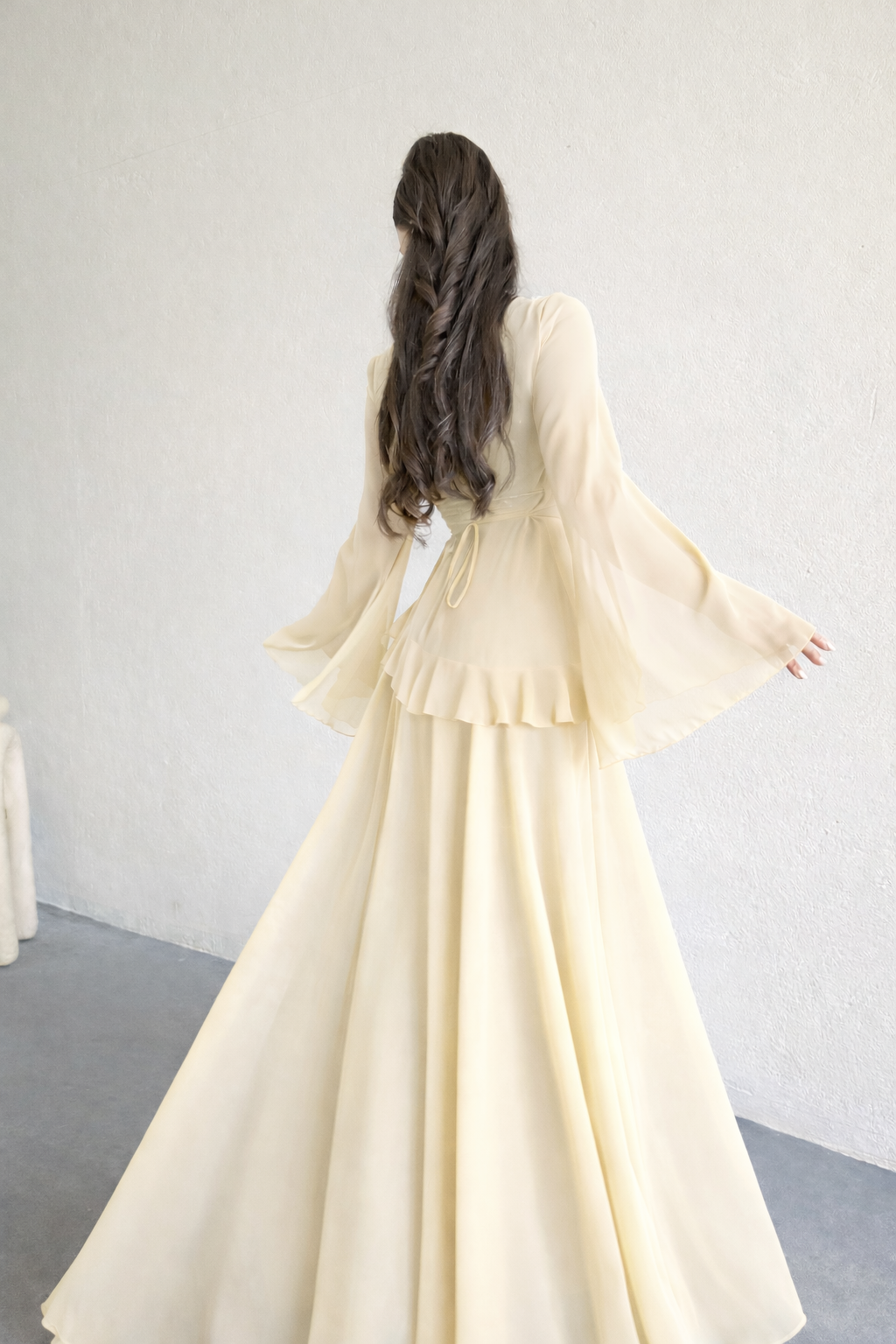 #color_off-white