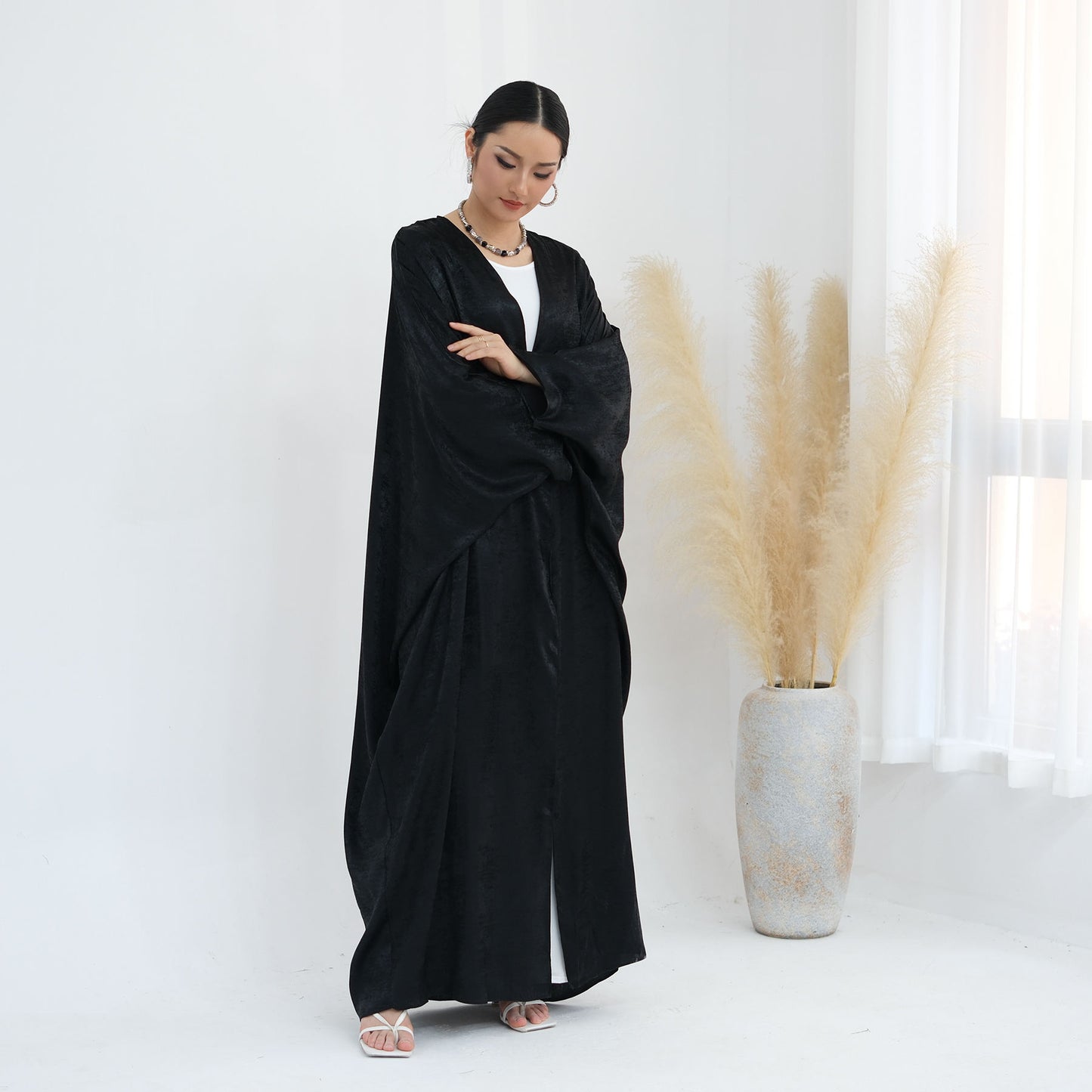 Jamilah - Open Abaya