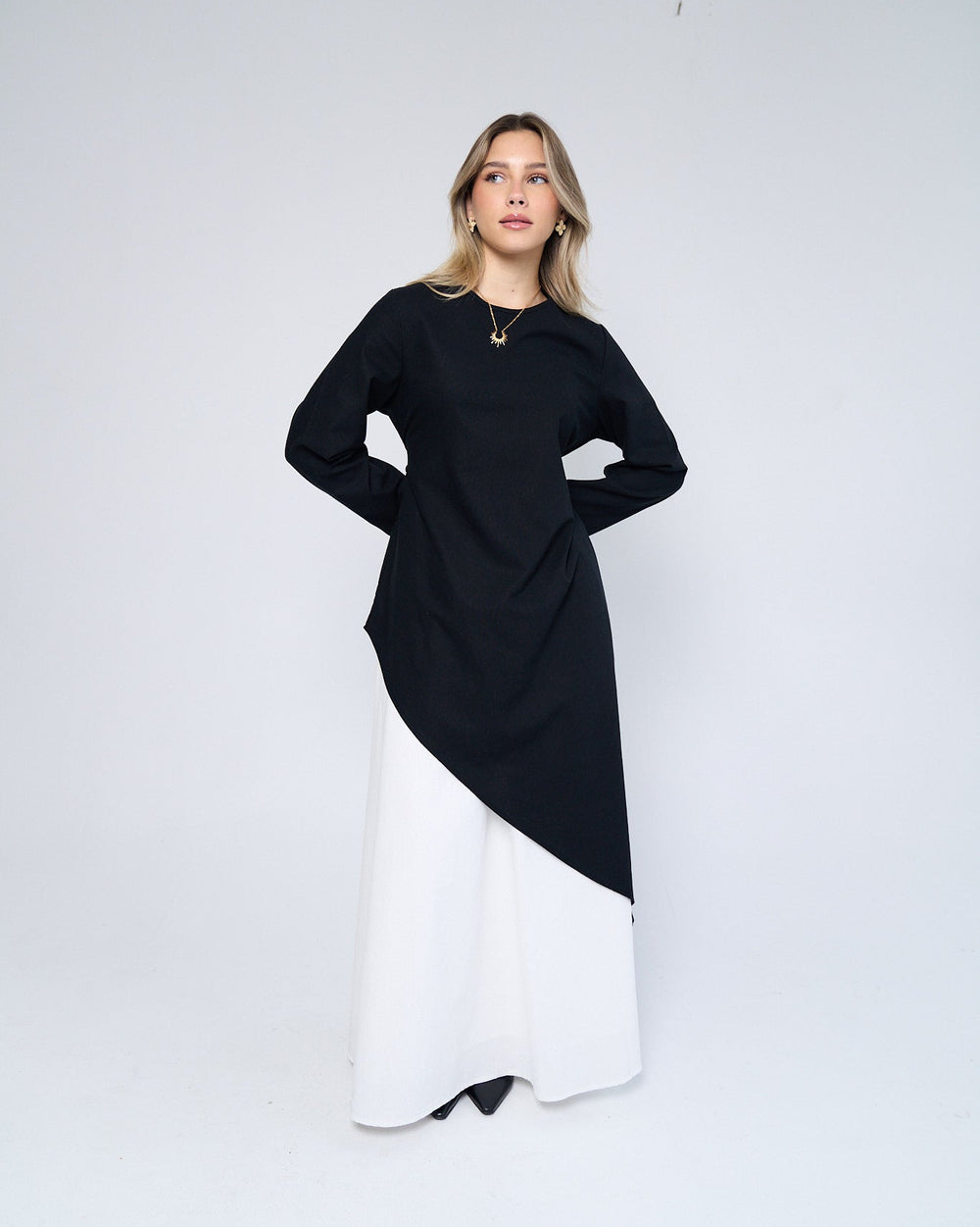 #color_black-top-white-skirt