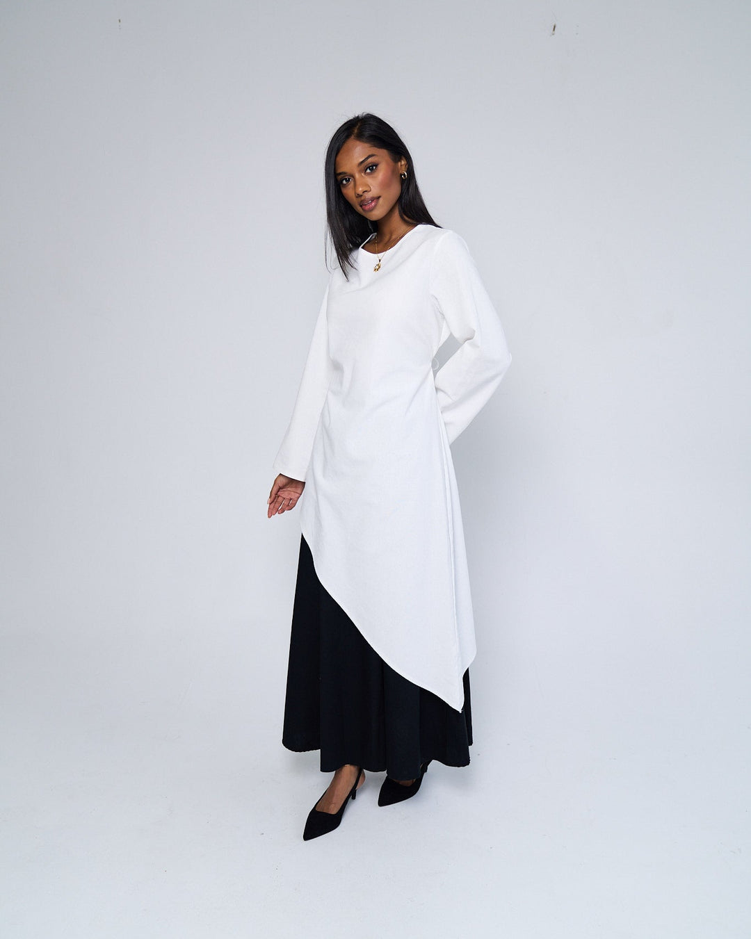 #color_white-top-black-skirt