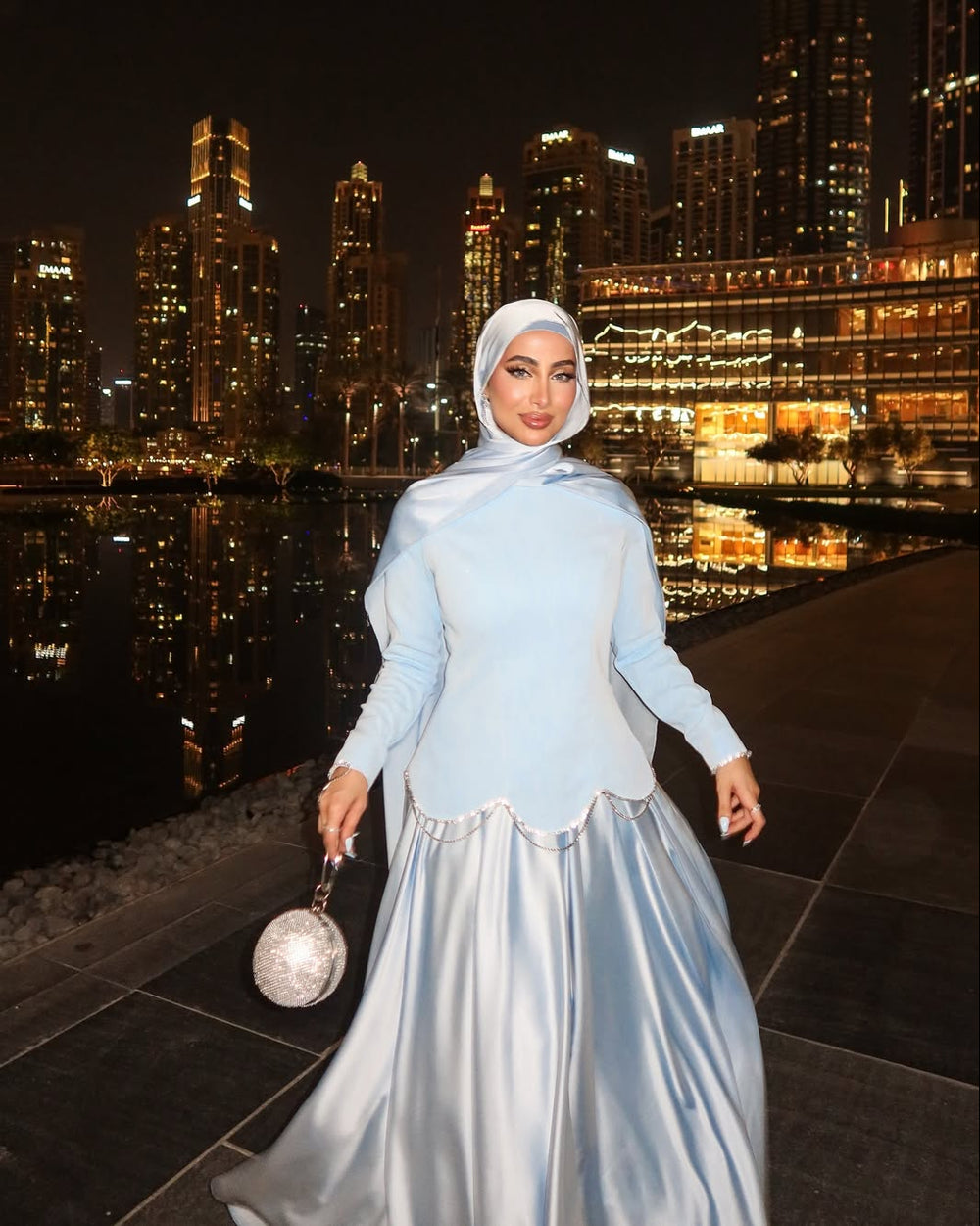 #color_light-blue