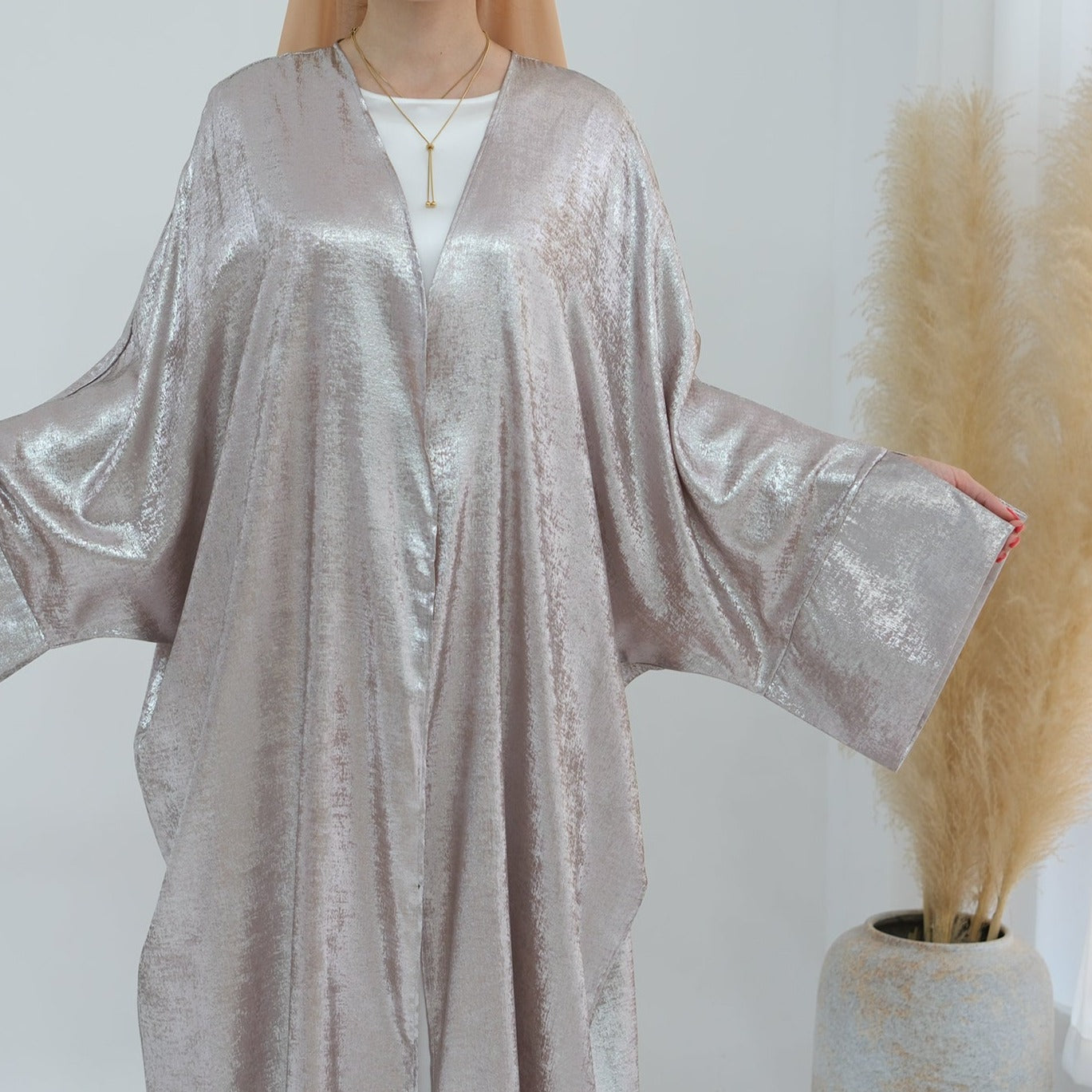 Farah Velvet Kimono