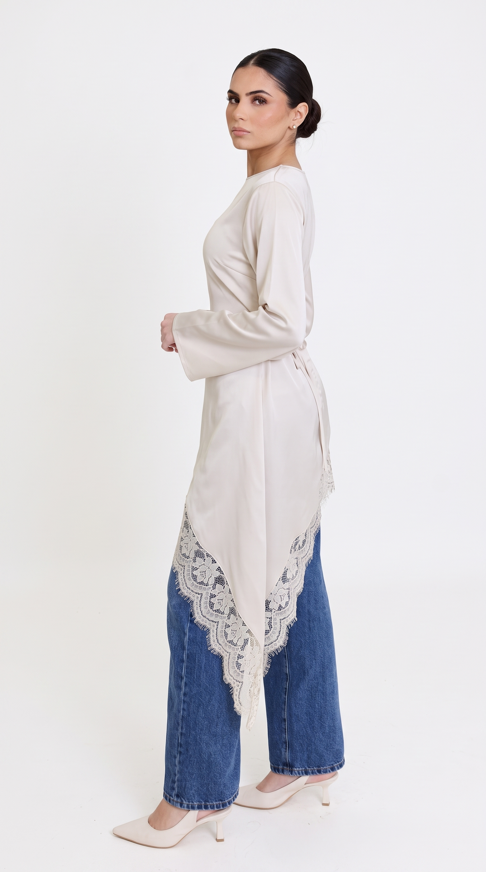 Liora lace high-low top