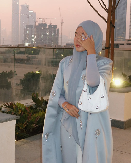#color_light-blue