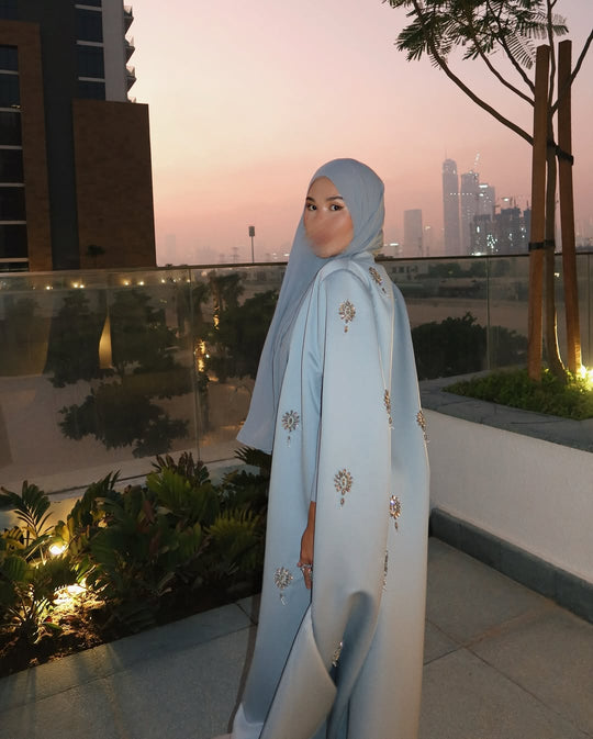 #color_light-blue